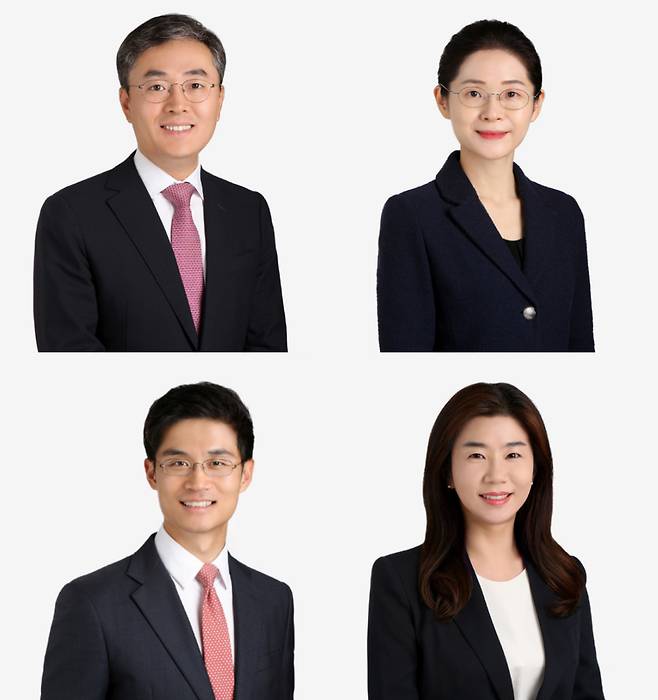 증권선물위원회의 무차입 공매도 과징금 제재 불복 소송에서 외국계 금융회사를 대리해 처분 취소를 이끌어낸 법무법인 화우 구성원들. 왼쪽 상단부터 시계방향으로 이수열 변호사, 우수연 변호사, 황혜진 변호사, 박지호 변호사. [화우 제공]