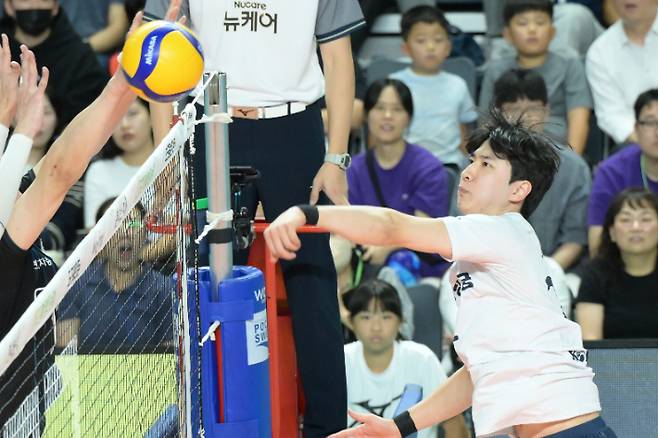 김준호 스파이크. 한국배구연맹