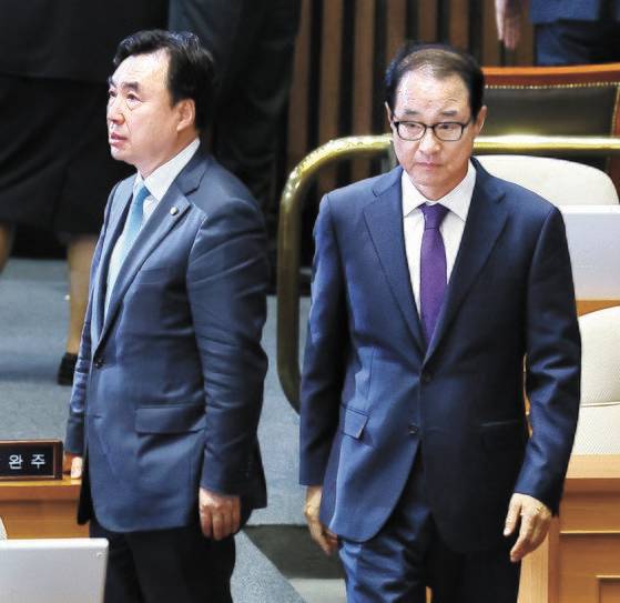 지난해 6월 국회 본회의에서 전당대회 돈봉투 의혹과 관련 윤관석 의원과 이성만 의원에 대한 체포동의안이 부결됐다. 중앙포토