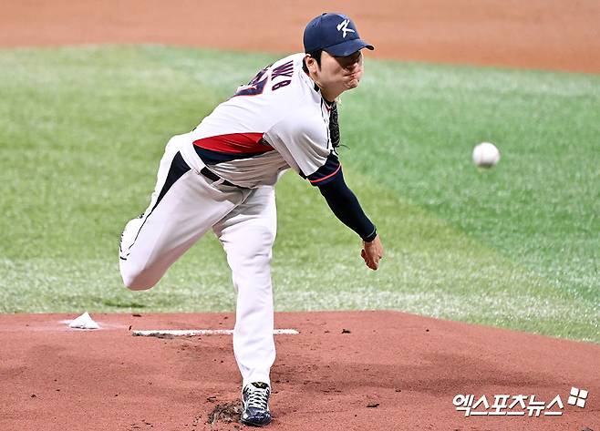 대표팀 투수 곽빈은 1일 고척스카이돔에서 열린 '2024 K-BASEBALL SERIES with TVING' 쿠바 대표팀과 평가전에서 선발 등판했다. 2이닝 무실점으로 깔끔한 투구를 선보이며 실전 감각을 끌어올렸다. 곽빈은 '오랜 만에 던졌지만 내 구위를 믿고 던지니 좋은 결과가 나왔다'고 했다. 고척, 김한준 박지영 기자