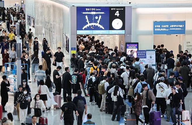 11월 3일 인천국제공항 제1터미널 출국장의 모습. 뉴스1 제공