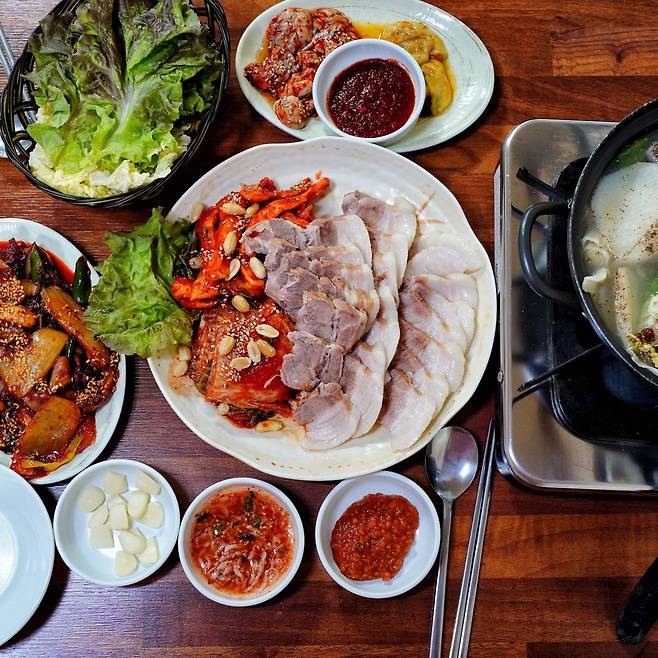 종로3가 장군굴보쌈