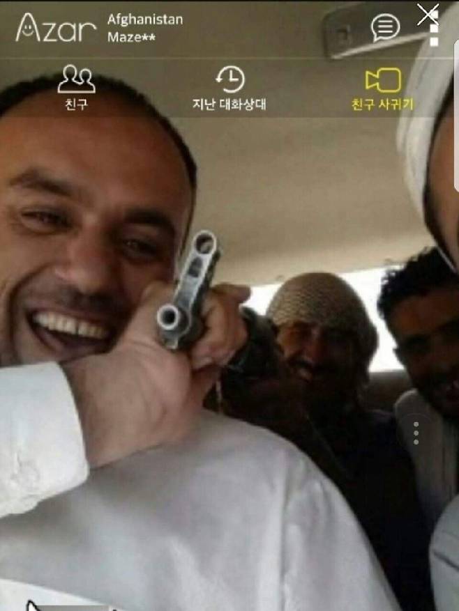 IMG_6729.jpeg 소개팅 어플 광고와 현실.jpg