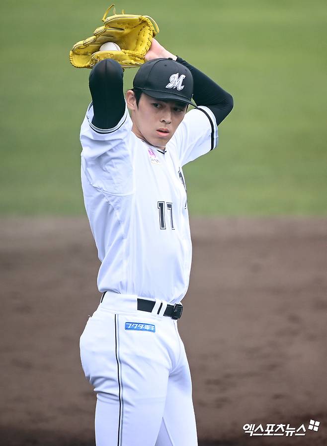 일본프로야구(NPB) 지바 롯데의 우완 파이어볼러 사사키 로키가 9일 구단 동의를 얻어 포스팅 시스템을 통한 메이저리그 진출을 노려볼 수 있게 됐다. 사진 엑스포츠뉴스 DB