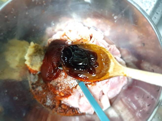 20241109_102918.jpg 만든다 제육. 된장국.