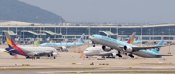 인천국제공항 활주로. 뉴스1