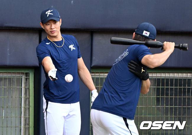 오늘은 김도영 훈련 도우미