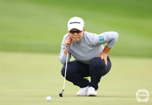 JLPGA 투어 생애 상금 1위 등극을 눈앞에 두고 있는 신지애. 사진 제공=KLPGA