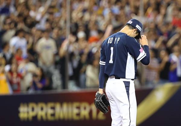 만루포 허용한 고영표. 사진=연합뉴스 제공