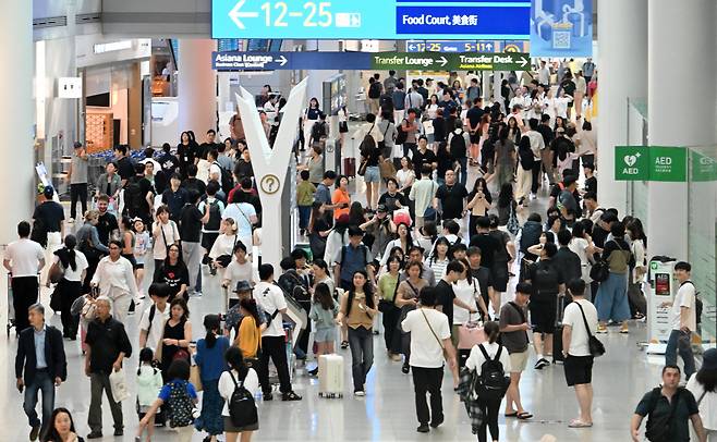 인천 중구 인천국제공항 제1터미널 출국장 면세구역. 영종도=임세준 기자