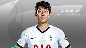 ▲ 손흥민의 계약 연장 소식은 축구계의 주목을 끌고 있다. 영국 일간지 텔레그래프가 최근 “토트넘이 조만간 손흥민에 대한 1년 계약 연장 옵션을 발동할 예정”이라며 양측이 연장에 동의하는 분위기임을 전했다. 여기에 14일 ‘HERE WE GO’로 팬들에게 잘 알려진 유럽 축구 이적 전문가 파브리치오 로마노가 “토트넘 구단이 손흥민의 계약을 2026년 6월까지 연장하는 옵션 발동 절차에 들어갔다. 토트넘은 손흥민과 적어도 한 시즌은 동행할 계획”이라고 알리면서 쐐기를 박았다