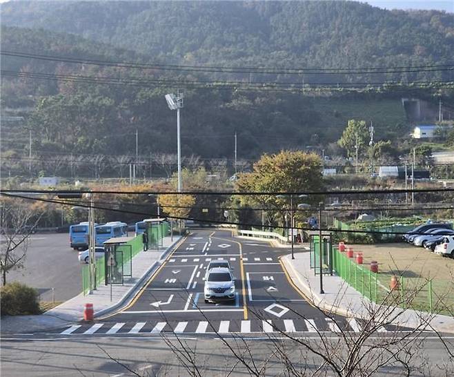 환승시설을 정비한 동부산 공영차고지. 부산시 제공