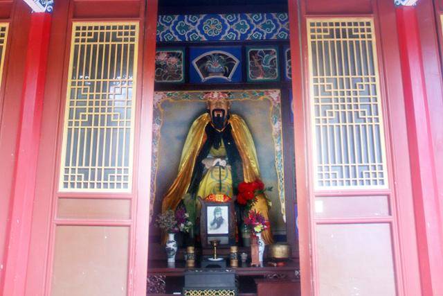 이가용궁 조사전의 여동빈.ⓒ최종명