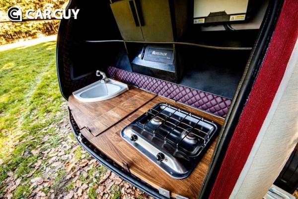 3D프린팅 기술로 제작된 캠퍼 '디스커버 3D'(출처=카라반캠핑세일즈)