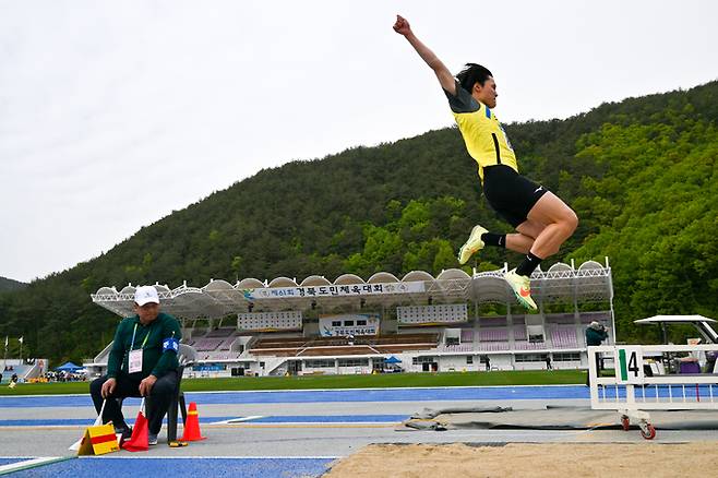 울진 높이뛰기 대회 모습. 