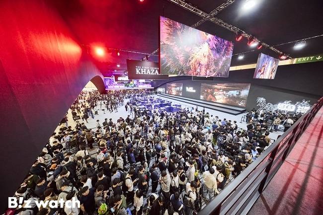 넥슨코리아의 '카잔' 시연회 부스에 몰린 방문자들/사진=지스타조직위원회 제공