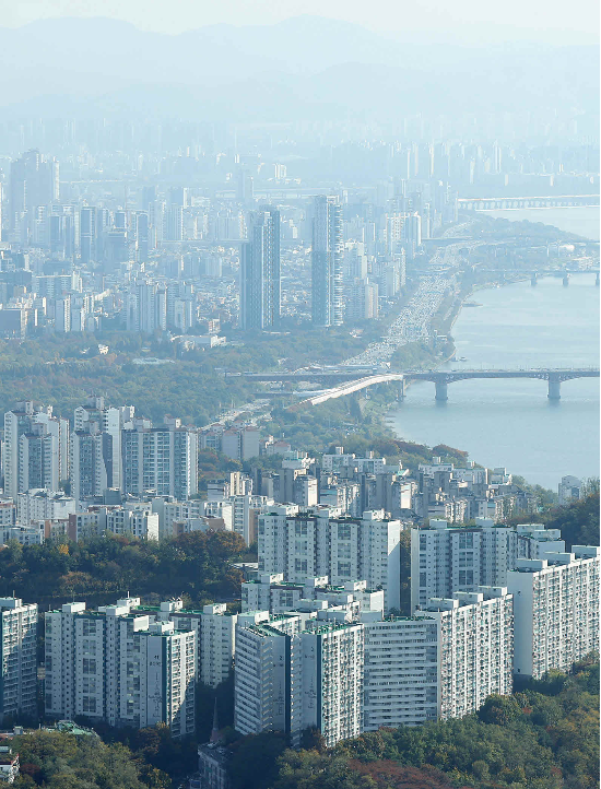 서울 남산에서 바라본 아파트 단지. (출처=연합뉴스)