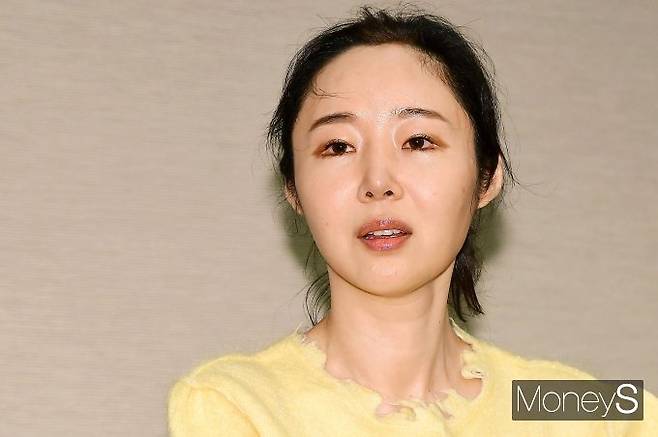 민희진 어도어 전 대표가 하이브와 어도어를 떠난다. 사진은 지난 5월 서울 중구 신문로 한국프레스센터에서 어도어 임시주주총회 결과에 따른 입장을 설명하는 기자회견에 나선 민희진 어도어 전 대표. /사진=임한별 기자