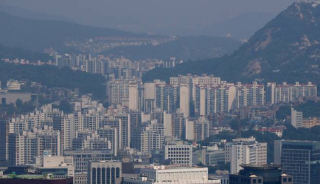 서울 남산에서 바라본 아파트 단지의 모습 ⓒ연합뉴스