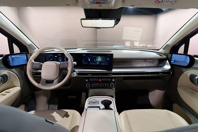 The Hyundai Ioniq 9 during the vehicle's media preview event held in Los Angeles in November [CHO YONG-JUN]