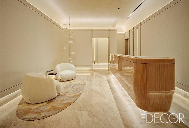 롯데백화점 잠실점 에비뉴엘관 블랙 라운지.