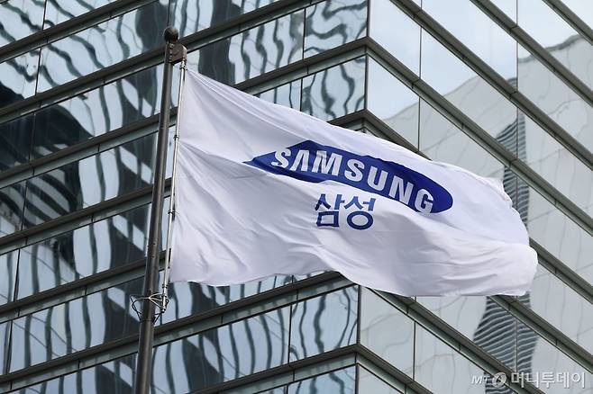 [서울=뉴시스] 김금보 기자 = 서울 서초구 삼성전자 서초사옥. 2024.11.17. kgb@newsis.com /사진=김금보