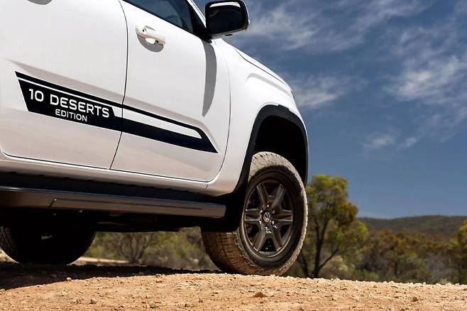 폭스바겐 아마록 10 데저트 에디션 데칼