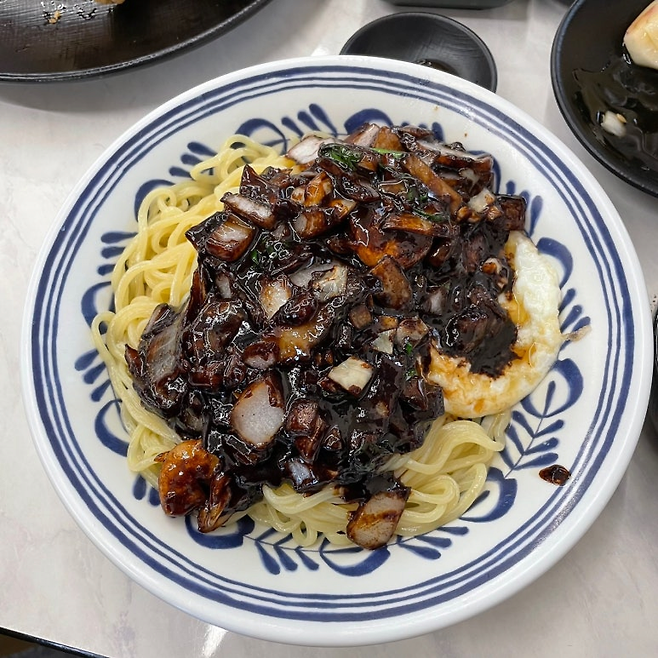 image.png 부산 6년 살면서 가본 맛있었던 맛집들 추천합니다