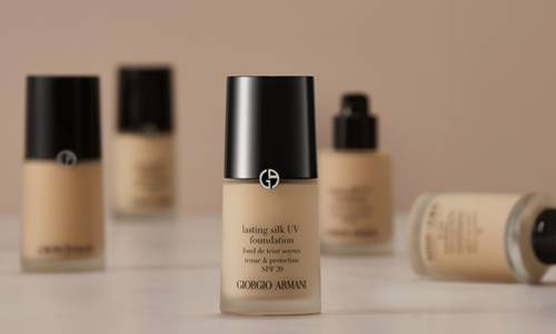 아르마니 뷰티의 래스팅 실크 파운데이션. [자료:네이버]