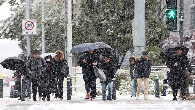 [사진 제공: 연합뉴스]