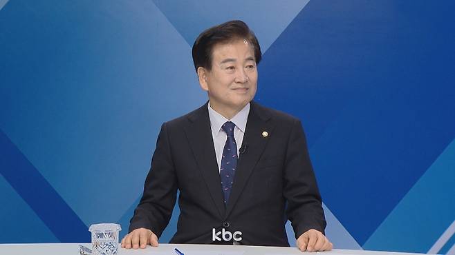 ▲ 27일 KBC '여의도초대석'에 출연한 정동영 더불어민주당 의원&nbsp;