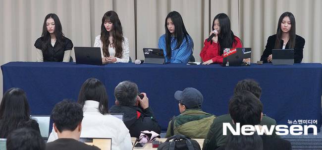 사진=왼쪽부터 해린, 다니엘, 민지, 하니, 혜인/사진공동취재단 제공