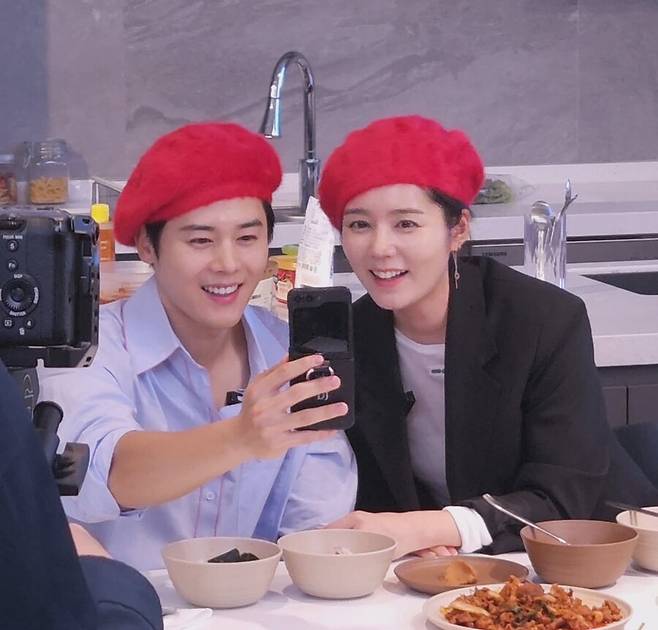 ▲ 김동준(왼쪽), 한가인. 출처| 김동준 SNS