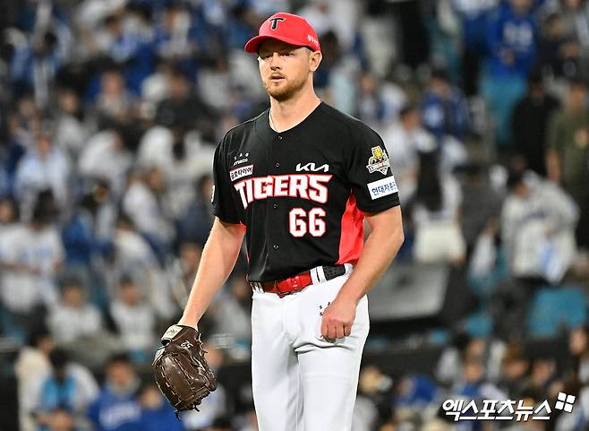 KIA 타이거즈가 2024 시즌 후반 팀에 합류해 한국시리즈 우승에 힘을 보탰던 외국인 투수 라우어와 재계약을 포기했다. 사진 엑스포츠뉴스 DB