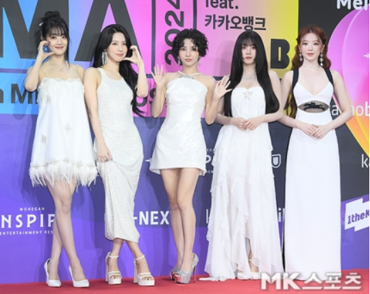 (여자)아이들과 전소연이 보여줄 음악적, 스타일적 진화가 팬들과 대중에게 어떤 감동을 선사할지 더욱 기대된다.