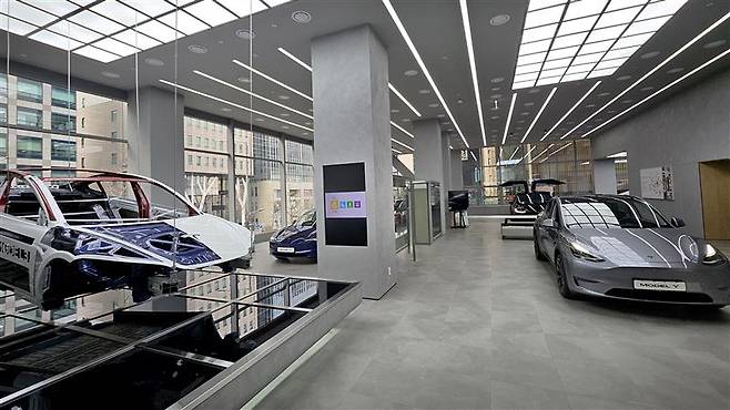 테슬라 강남 전시장