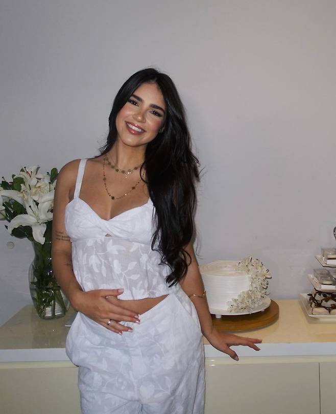 인플루언서&nbsp;조바나 부사시오