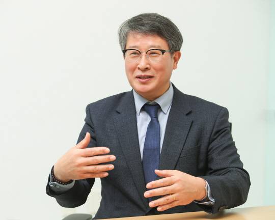 고상근 한국쓰리엠 기술연구소장이 지난 2일 경기 동탄 한국쓰리엠 기술연구소에서 가진 본지와 인터뷰를 갖고 있다. 한국쓰리엠 제공
