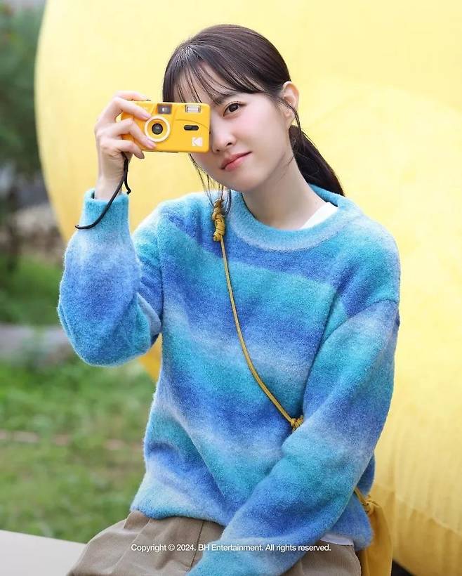 thumb%EF%BC%8D378a0%EF%BC%8D674e6aec1be26%EF%BC%8D3e637c495379110b2e4508e890f2f547914b9573%EF%BC%BF835x1041.jpg 박보영 맥심 화보 비하인드 컷