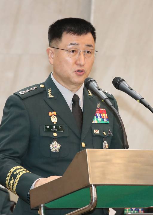 3일 계엄사령관에 임명된 박안수 육군 참모총장. 뉴스1