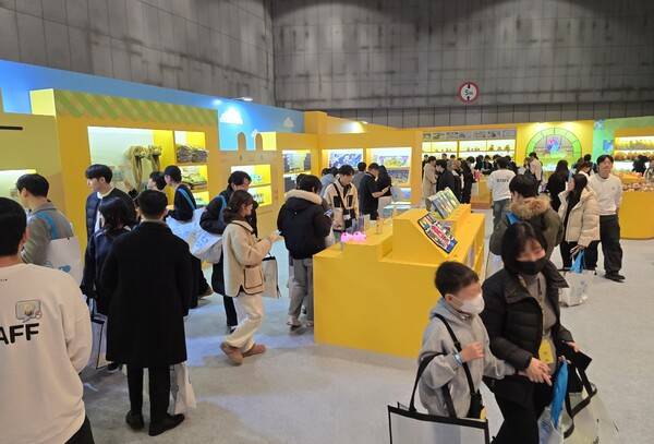 - 쾌적했던 팝업 스토어 내부