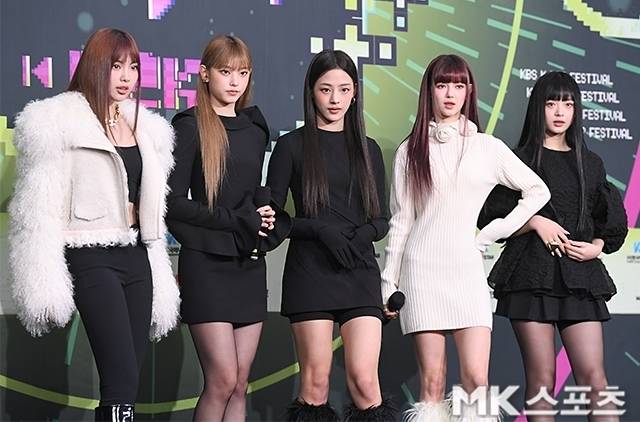 그룹 뉴진스 멤버들이 소속사 어도어가 뉴진스와의 전속계약이 유효함을 확인해달라며 법원에 소를 제기한 것에 대한 입장을 밝혔다. / 사진 = 천정환 기자