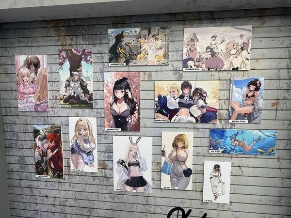 - 굿즈도 좋지만 고퀄리티 팬아트 감상 잊지 마세요