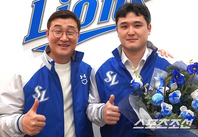 FA 최원태가 삼성 라이온즈와 계약했다. 사진제공=삼성 라이온즈