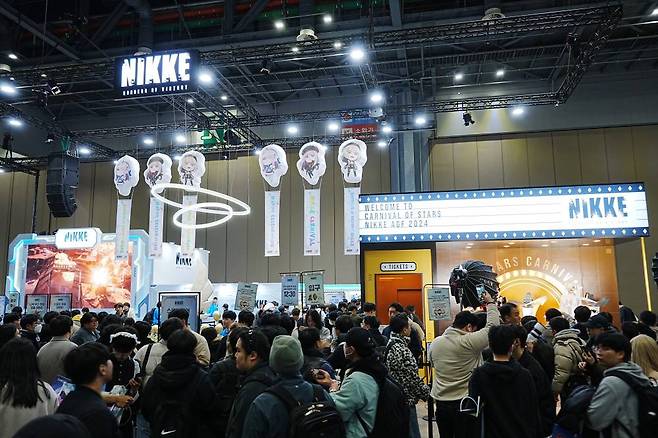 AGF 2024 레벨인피니트 '승리의 여신: 니케' 부스