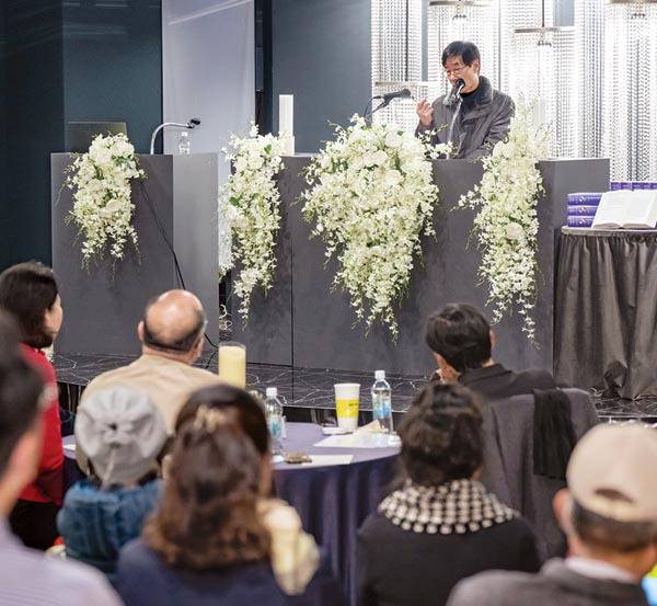 ‘나에게 나림 이병주란’을 발표하는 김주성 소설가.