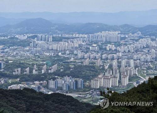 치악산에서 바라본 원주시 전경 [연합뉴스 자료사진]