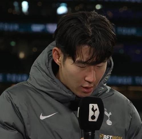 첼시와 경기 후 인터뷰에서 질문에 답하는 손흥민. /사진=토트넘 홋스퍼 공식 사회관계망서비스(SNS) 영상 갈무리