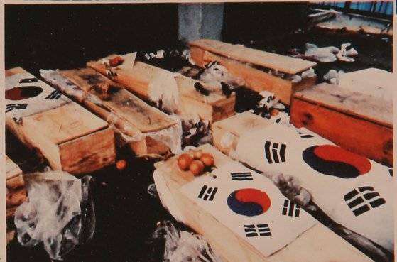 1980년 5월 계엄군에 의해 숨진 광주시민들의 시신. 중앙포토