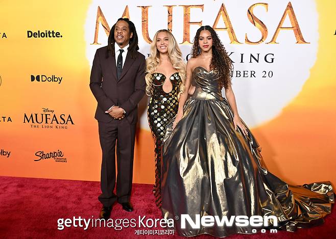 왼쪽부터 제이지, 비욘세, 블루 아이비 카터/게티이미지 제공